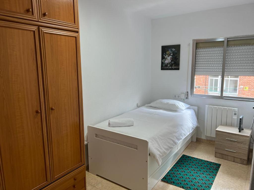 C8 Comodo Piso De 3 Habitaciones Cerca Del Centro De Madrid Buitenkant foto